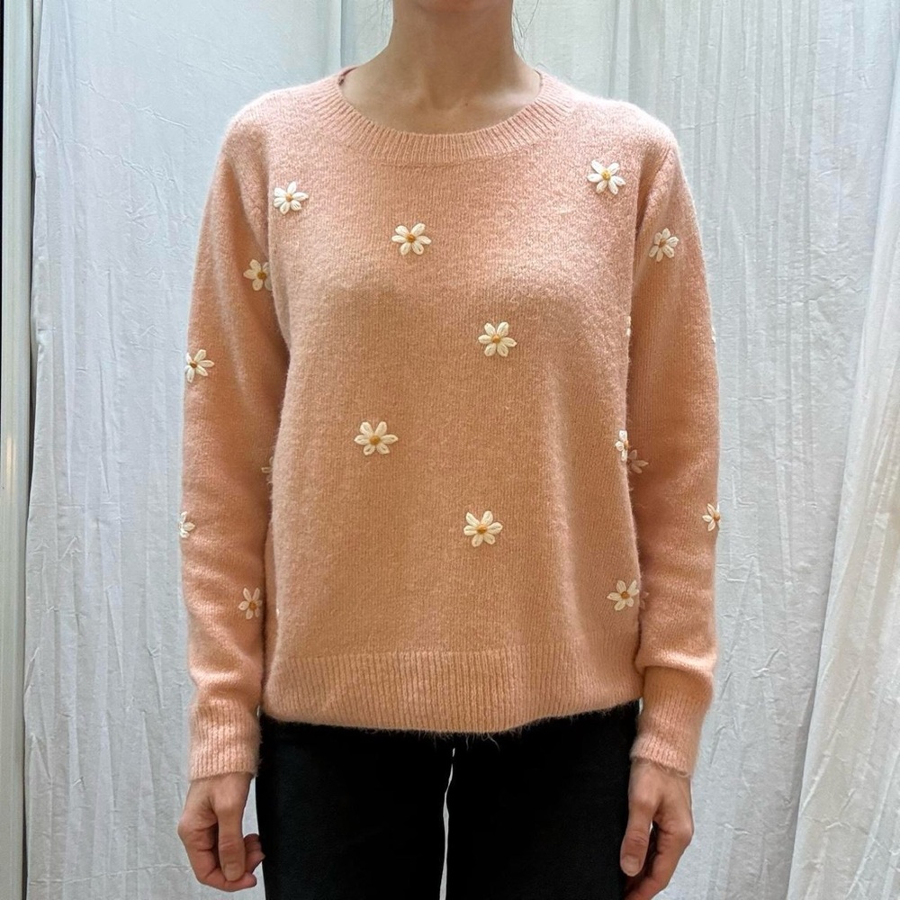 Pastel pink oversized sweater with daisy embroidery by‎ Lush size XS